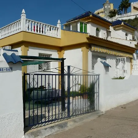 Quesada Golf House Tatil Evi *